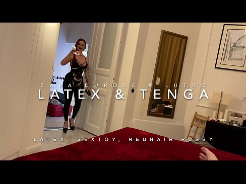 ❤️ Njerka flokëkuqe me kostum latex e qitur nga njerku ❤️❌ Porno tek ne ﹏