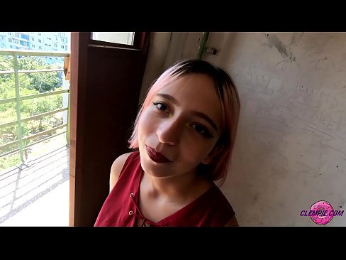 ❤️ Sensual student thith një të huaj në pjesën e jashtme - sperma në fytyrën e tij ❤️❌ Porno tek ne ﹏